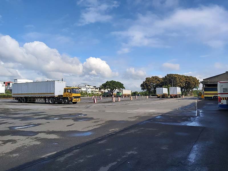 (十一) 環場道路行駛